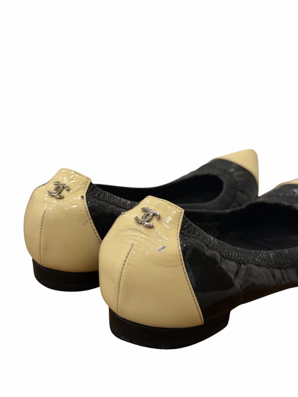 CHANEL Black Patent Leather Beige Cap Toe Ballet Flats Shoes Size 35 - Picture 16 of 16